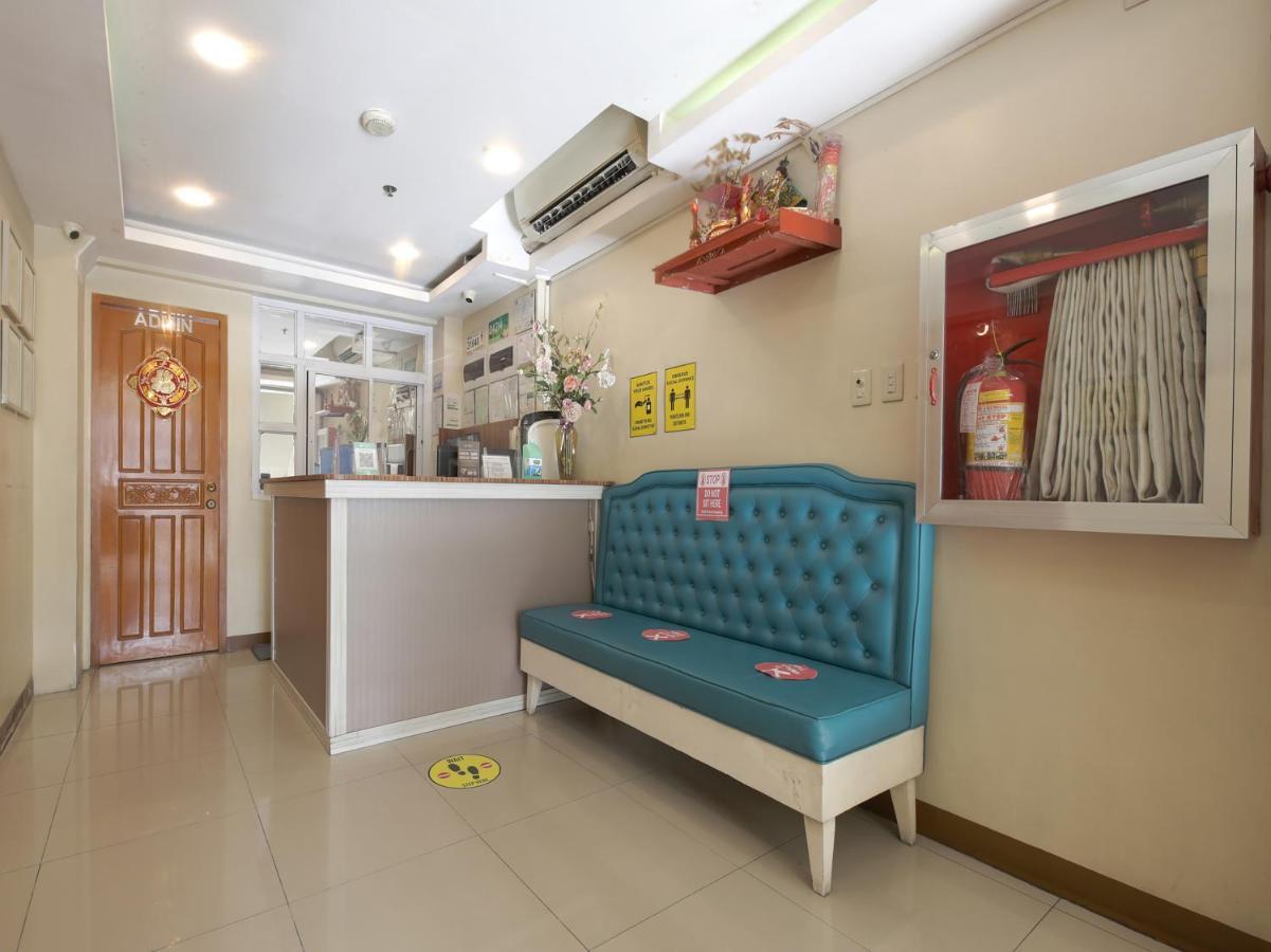 Oyo 783 Freemont Place Paranaque City ภายนอก รูปภาพ