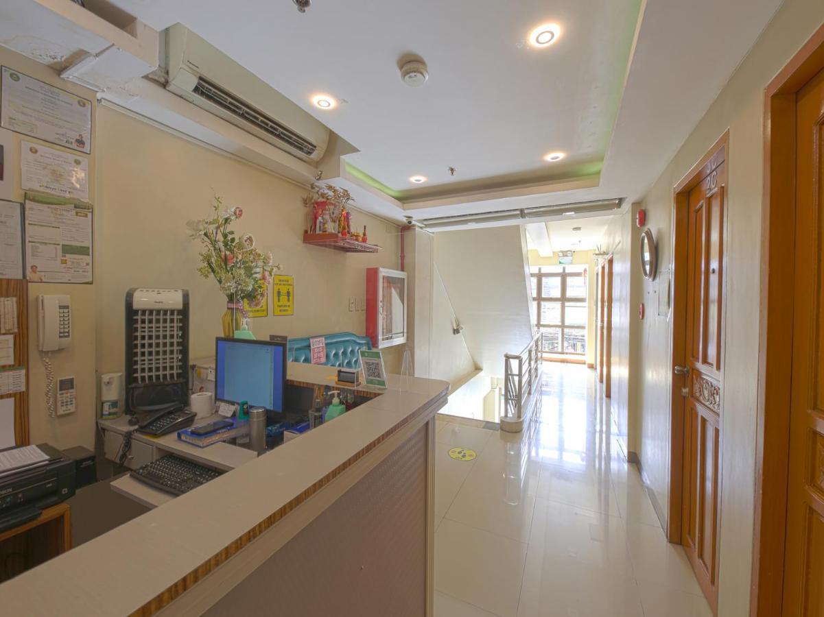 Oyo 783 Freemont Place Paranaque City ภายนอก รูปภาพ